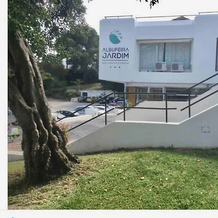 Apartment Air Conditioned 1 Bedroom Apt With Wi-fi & Patio Albufeira