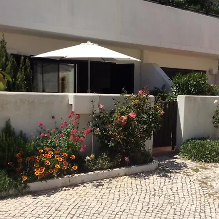 Apartment Air Conditioned 1 Bedroom Apt With Wi-fi & Patio